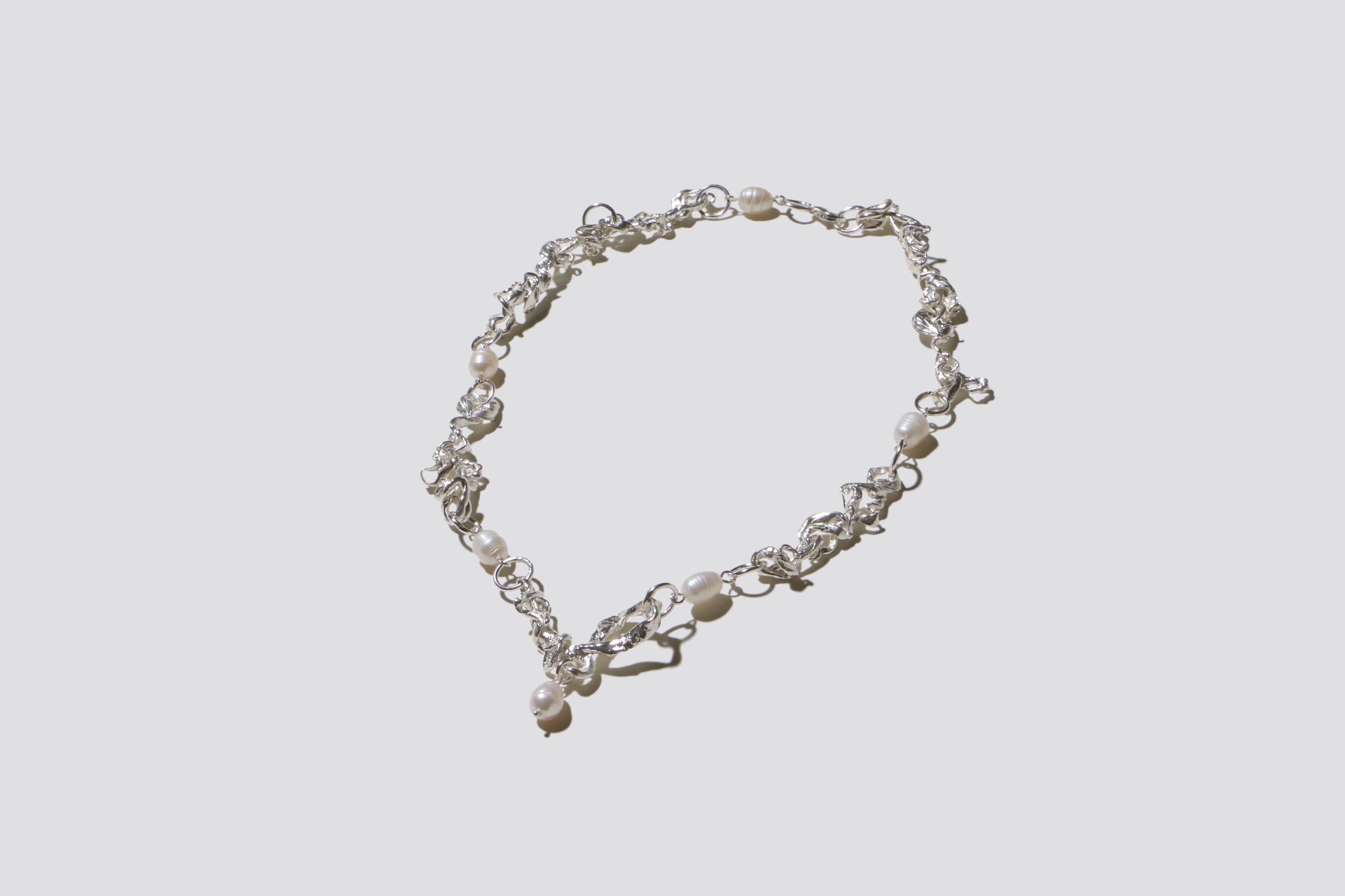 White La Mer Necklace