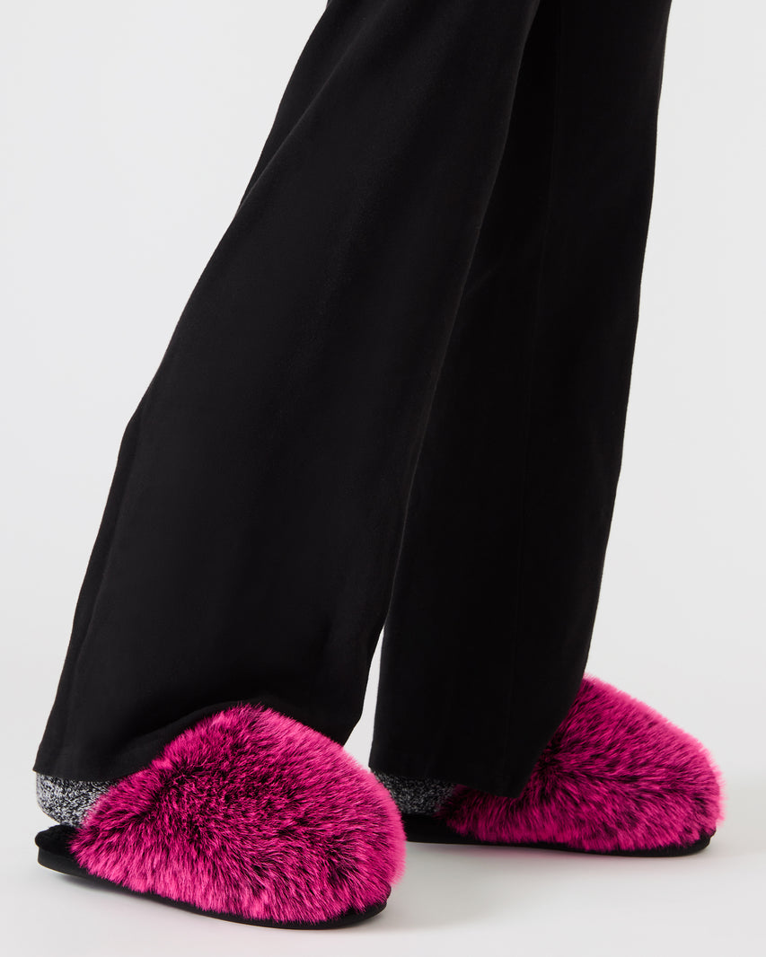 POOF FUSHIA 2